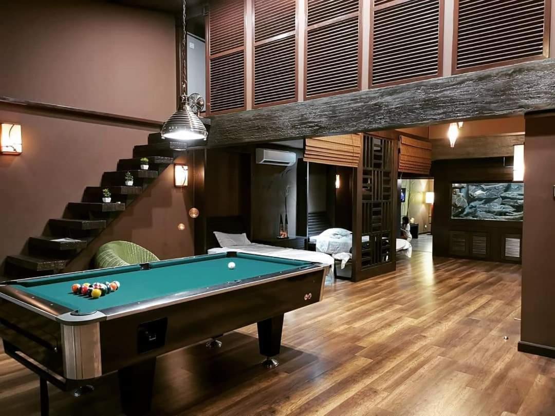 Homestay 30a Medan With Pool Table *