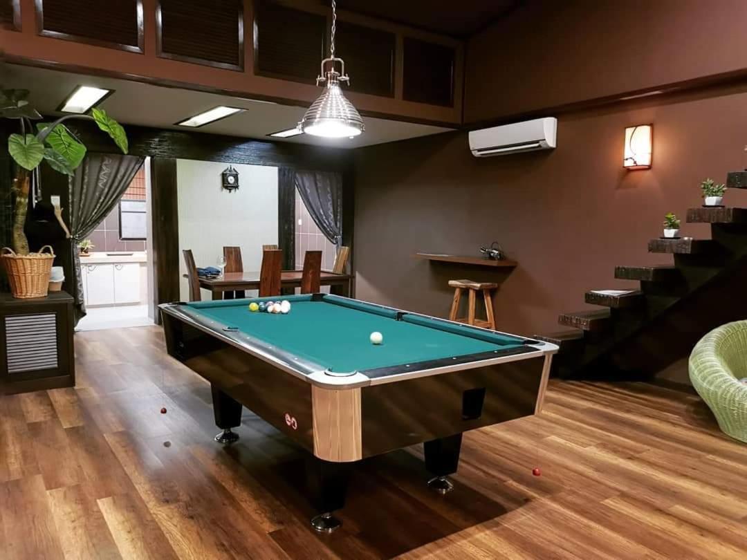 Homestay 30a Medan With Pool Table